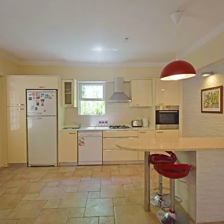 Villa Timelettings Ottoman